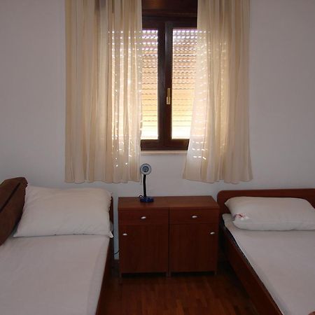 Apartment Matija Трогір Номер фото