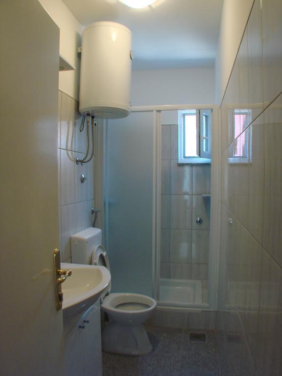 Apartment Matija Трогір Номер фото
